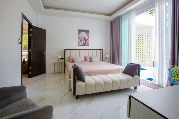 bedroom-of-villa-baan-sawan
