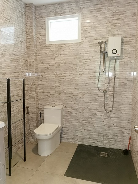 Bathroom-Baan-Blue-River-Krabi