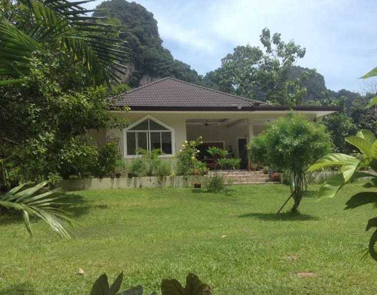 Krabi-Villa-For-Rent-Baan-Blue-River