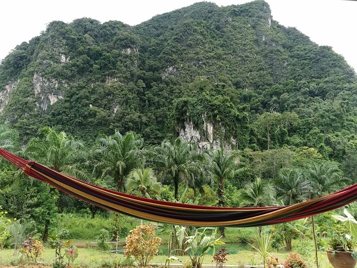 Relaxing-Time-in-the-hammock-at-Krabi-Baan-Blue-River