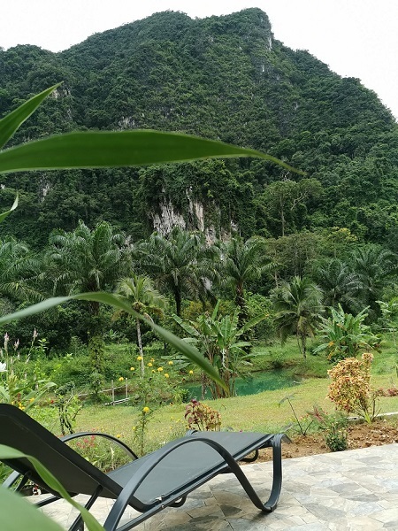 Terasse-with-river-view-at-Baan-Blue-River-Krabi-Nong-Thale