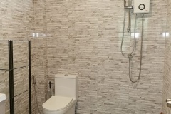 Bathroom-Baan-Blue-River-Krabi