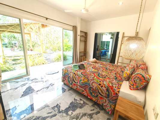 master-bedroom-with-private-bathroom