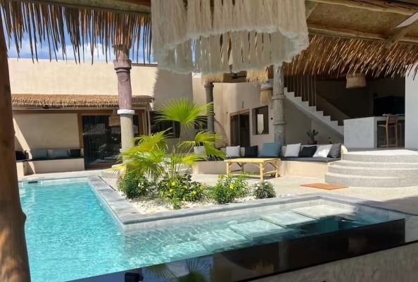 Bali-Style-Pool-Villa-Holiday-Home