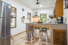Krabi-villa-for-rent-utopia-equipped-kitchen
