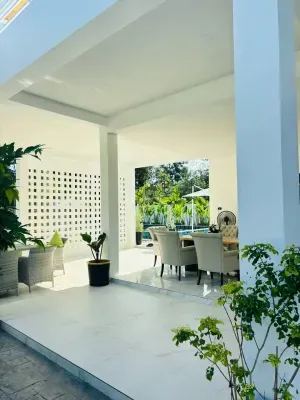 e122ffef-bc93-4ab6-8a44-f81bdd18781a