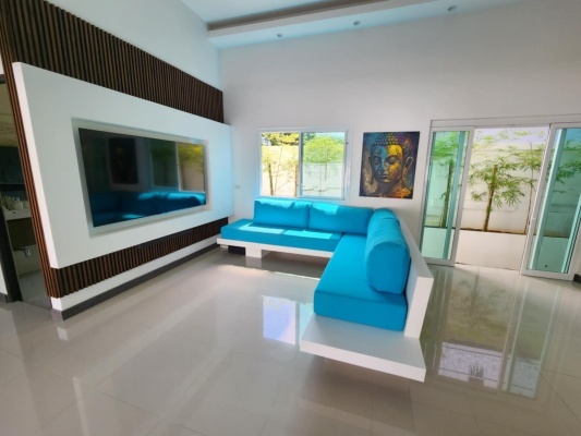Living-room-smart-TV