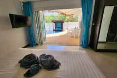bedroom-2-tv