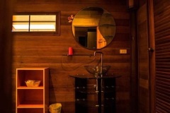 Contemporary-bathroom-with-ample-space-and-stylish-design