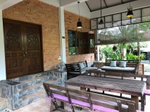 Large-terasse-Villa-Utopia