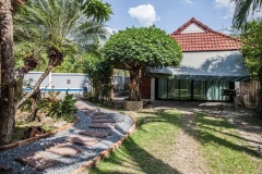 Entrance-of-Villa-Utopia-in-Krabi-Vacation-Rental