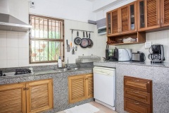 Kitchen-cooking-utilities-Villa-Utopia-Krabi