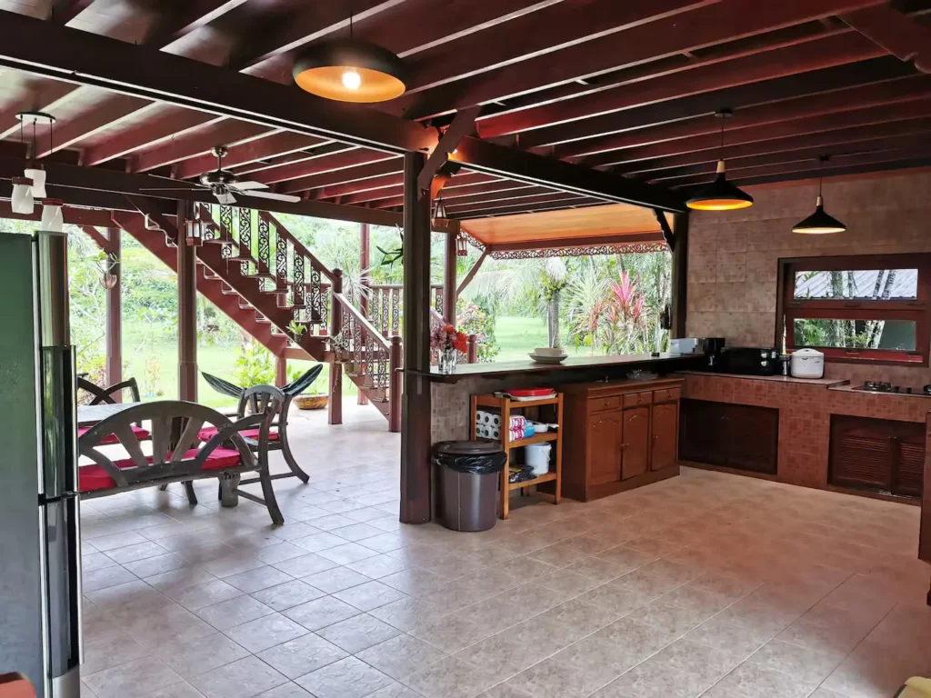 Outdoor kitchen Villa Paraiso Krabi